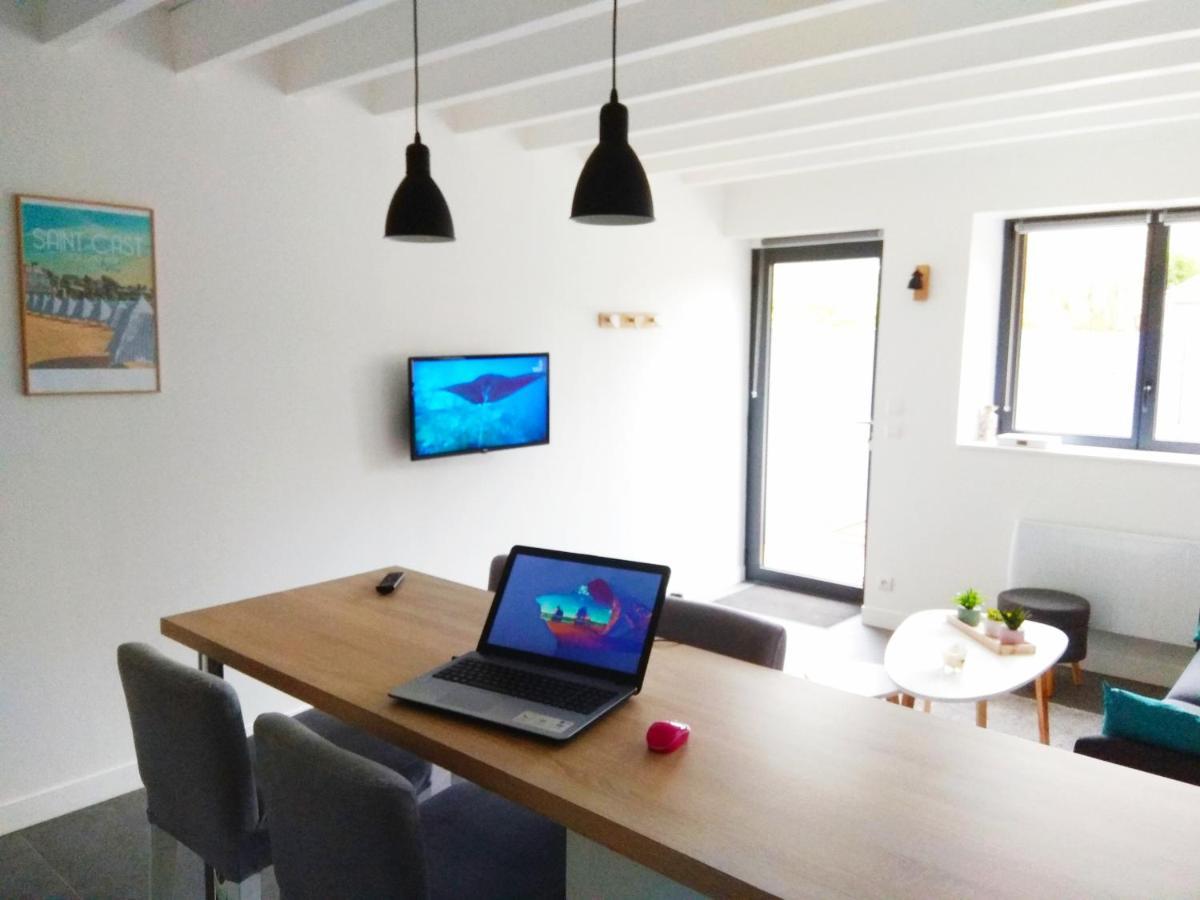 Maison Cosy entre CAP FREHEL et SAINT MALO 1km PLAGE 5min GR34 Wifi Jardin Vélos CASA OHANA Extérieur photo