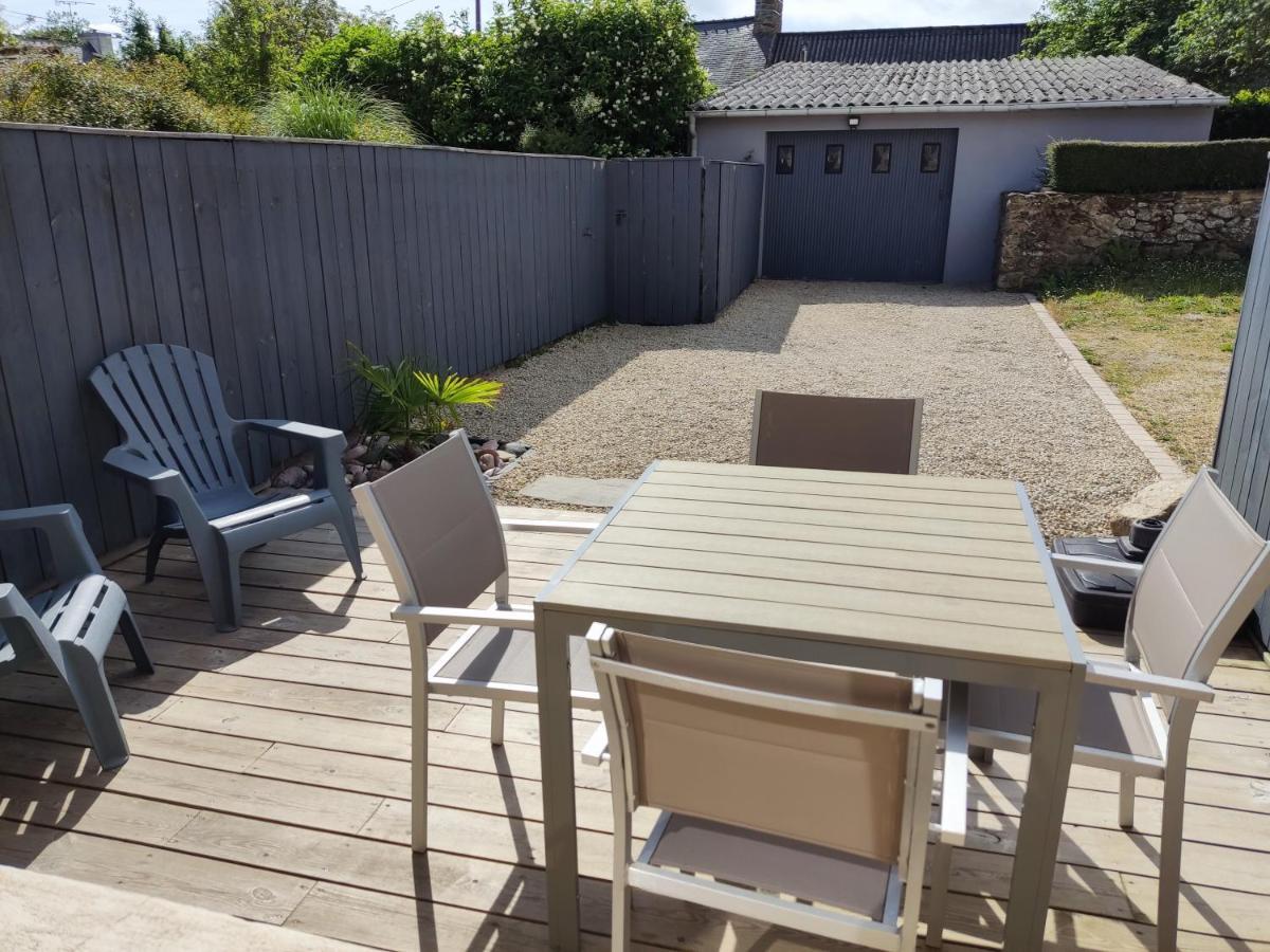 Maison Cosy entre CAP FREHEL et SAINT MALO 1km PLAGE 5min GR34 Wifi Jardin Vélos CASA OHANA Extérieur photo